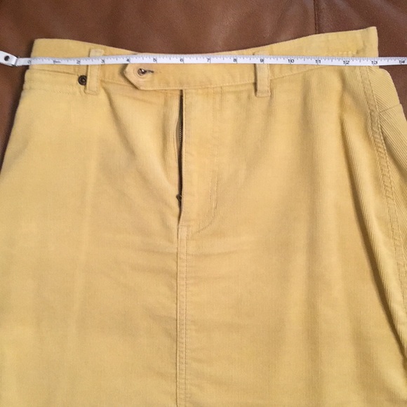 Liz Claiborne Lizwear petite 4 corduroy miniskirt - Picture 6 of 10